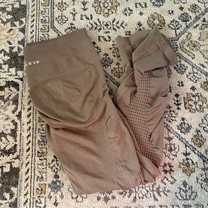 Alphalete Contour Amplify Leggings